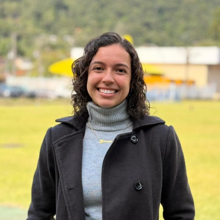 Gabriela Moraes Botaro